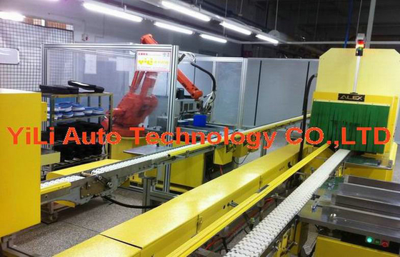Scarpa completamente automatica che fa la linea di produzione