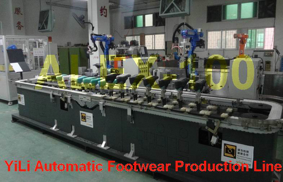 Scarpa completamente automatica che fa la linea di produzione