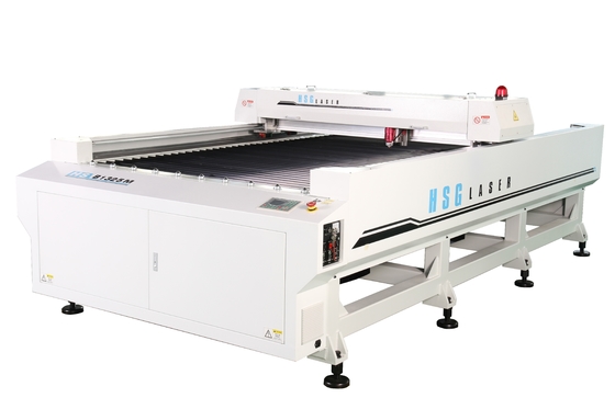 Piccoli 300 - tagliatrici del laser di CNC 500W per lo strato metallico